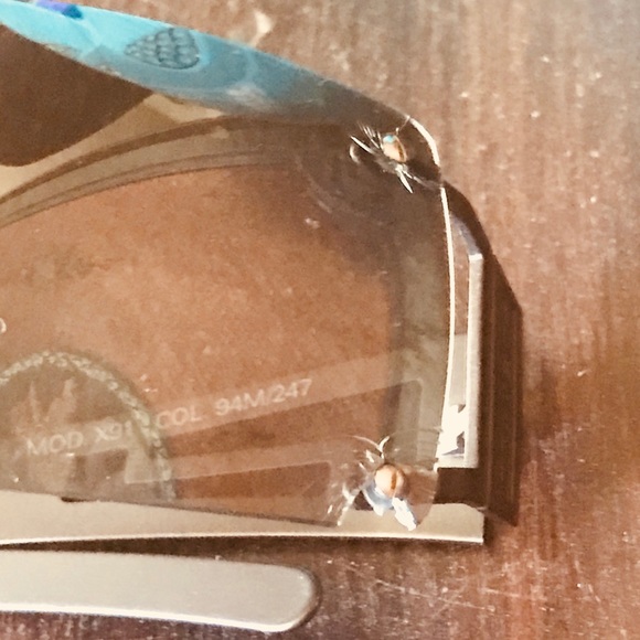 GIANNI VERSACE retro skinny frame glasses. - Picture 4 of 7